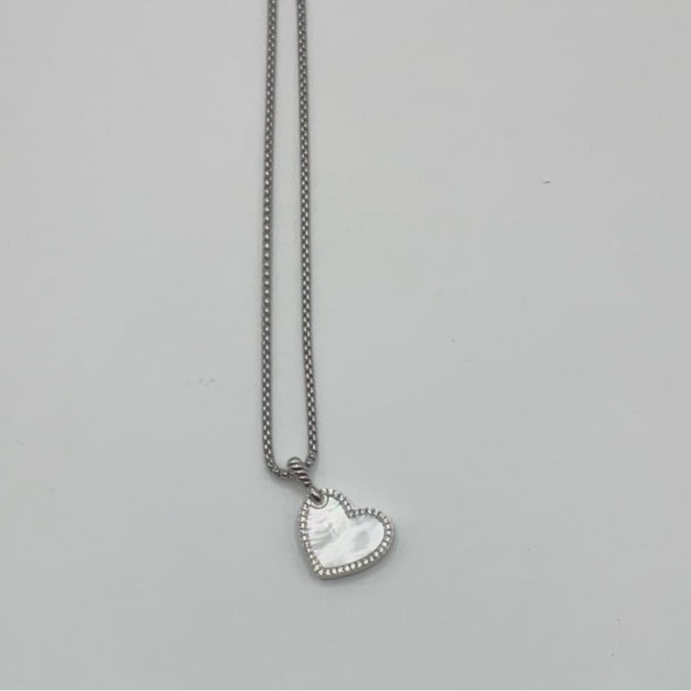 PRICE IS FIRM David Yurman Heart Amulet Necklace - Picture 4 of 8